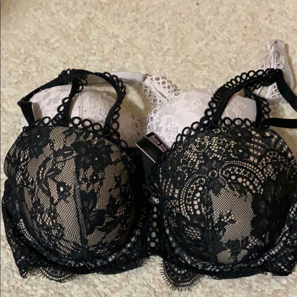 Victoria’s Secret bra bundle